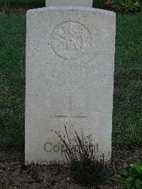 Salonika (Lembet Road) Military Cemetery - Bennett, R A